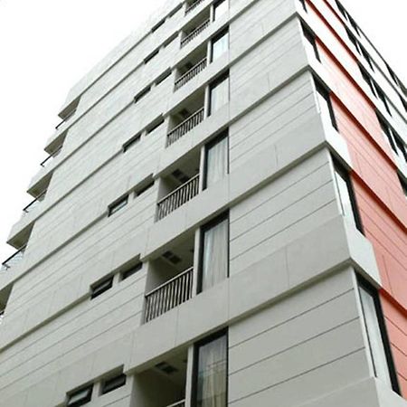 Tango Vibrant Living Hotel - Sha Extra Plus Bangkok Kültér fotó