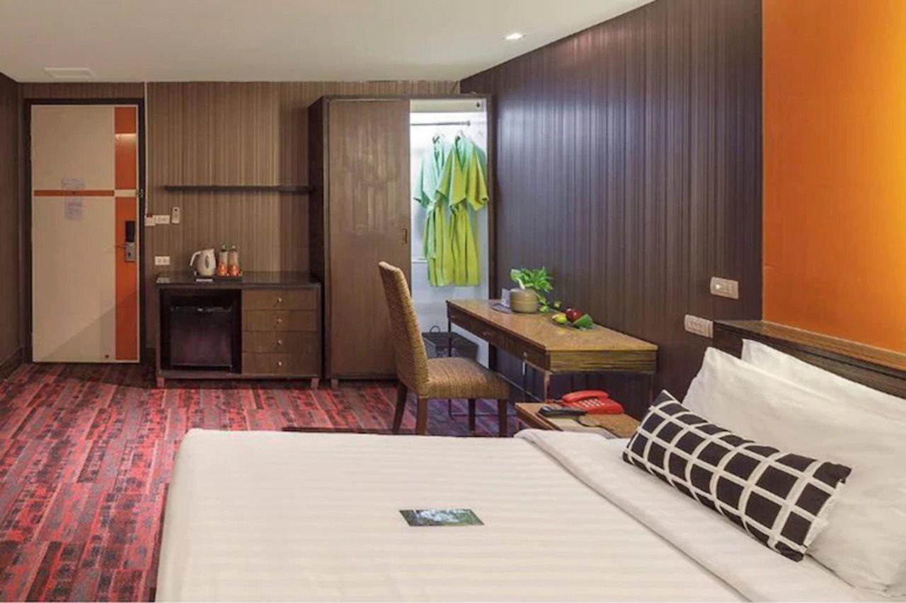 Tango Vibrant Living Hotel - Sha Extra Plus Bangkok Kültér fotó