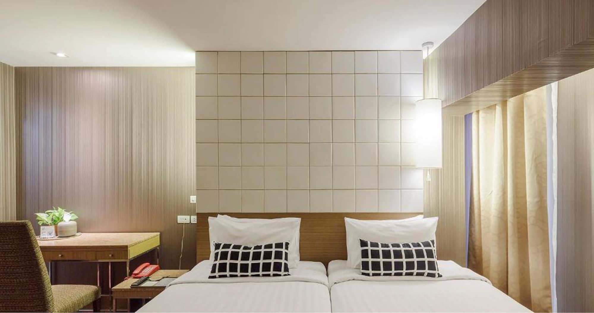 Tango Vibrant Living Hotel - Sha Extra Plus Bangkok Kültér fotó