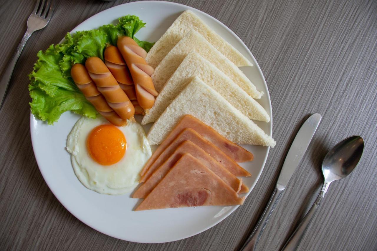 Tango Vibrant Living Hotel - Sha Extra Plus Bangkok Kültér fotó
