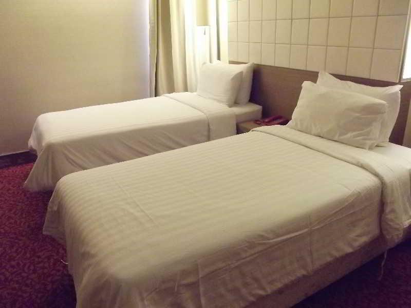 Tango Vibrant Living Hotel - Sha Extra Plus Bangkok Kültér fotó
